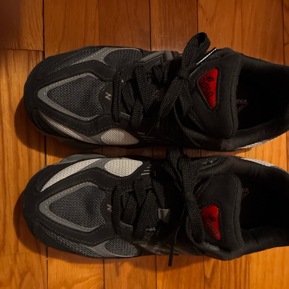 New Balance Black and White Athletic Shoes